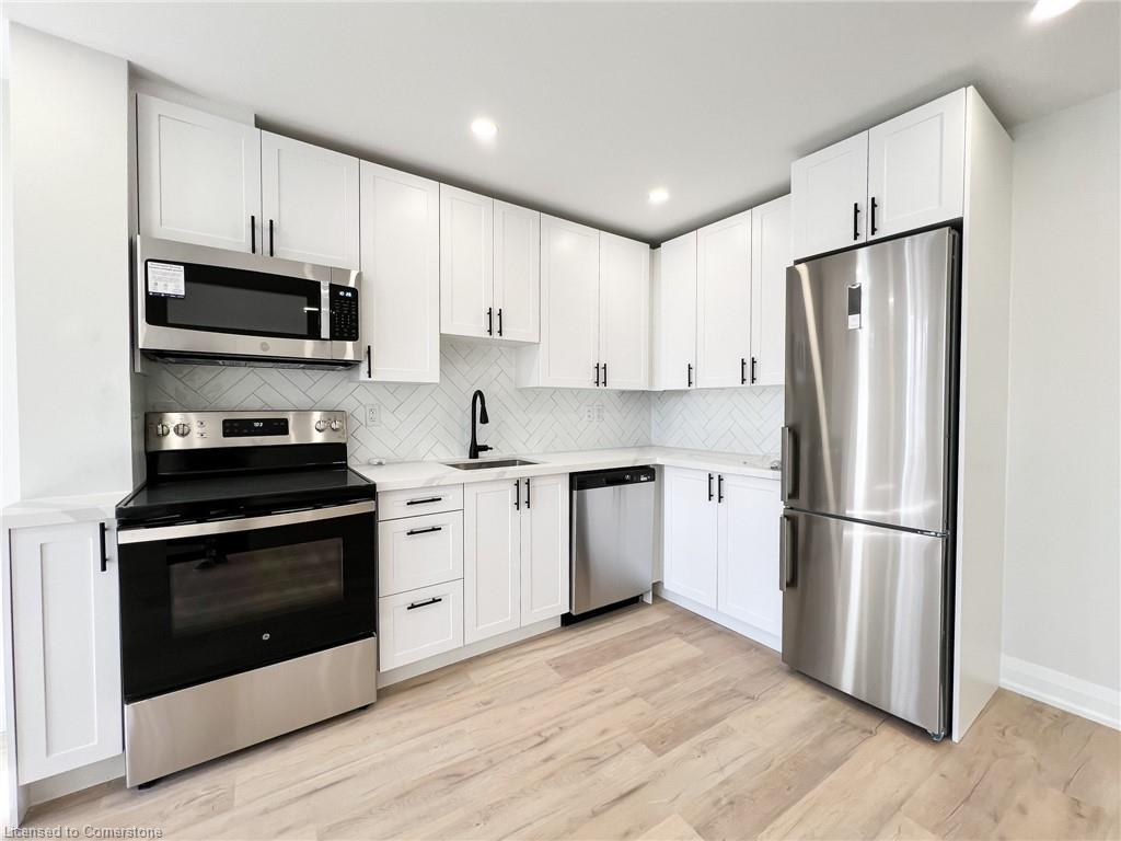17-588 Barton Street E Property Photo 4