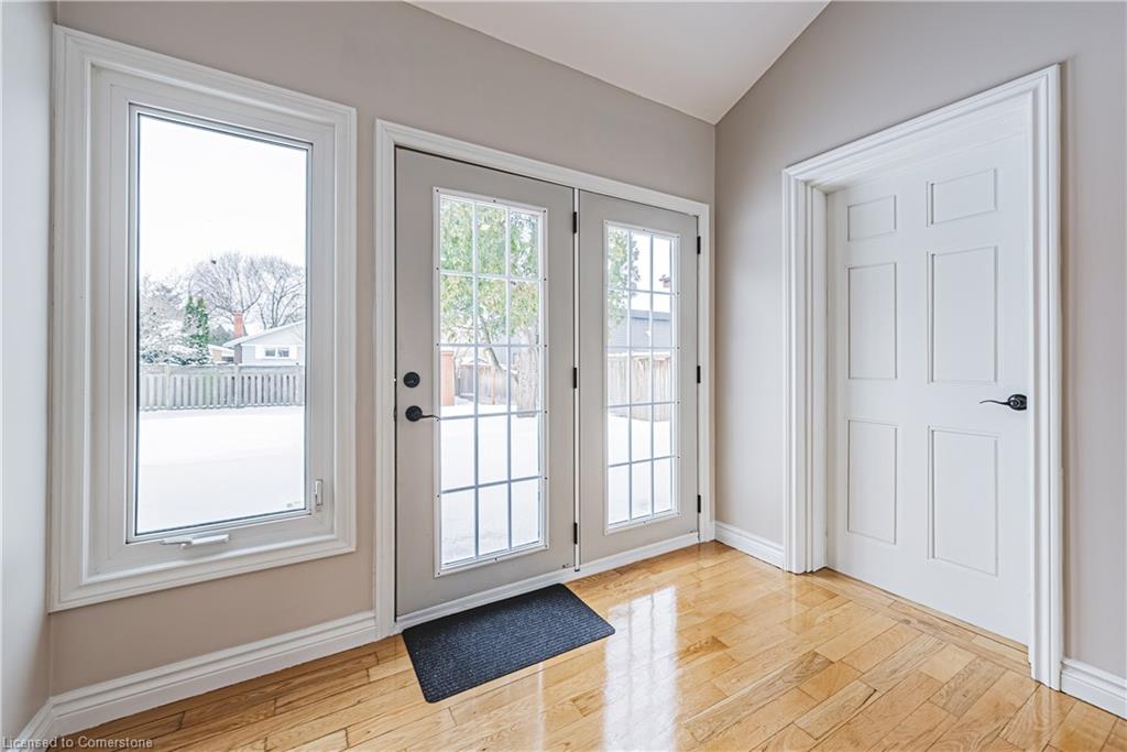 386 West 5th Street Property Photo 19