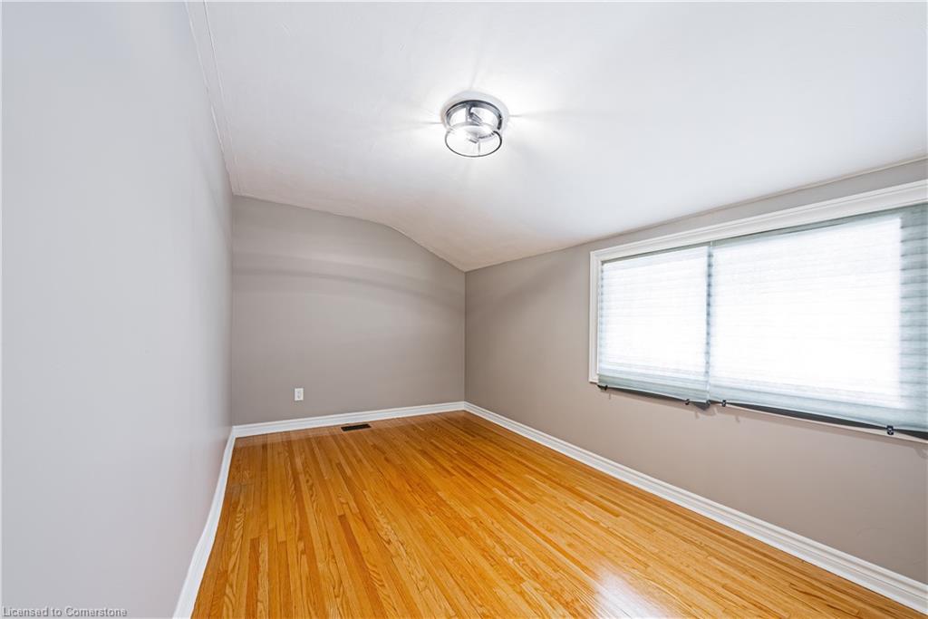 386 West 5th Street Property Photo 25