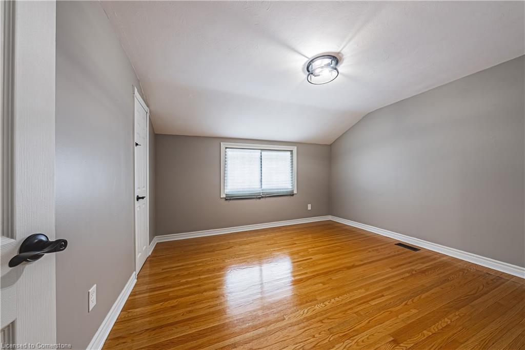 386 West 5th Street Property Photo 27