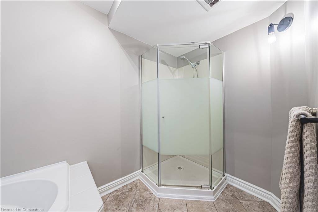 386 West 5th Street Property Photo 30