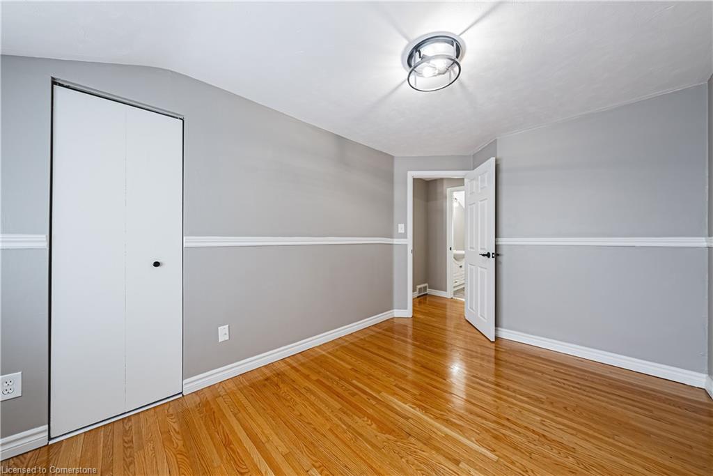 386 West 5th Street Property Photo 33