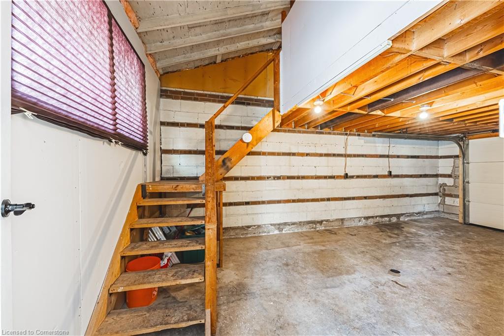 386 West 5th Street Property Photo 40