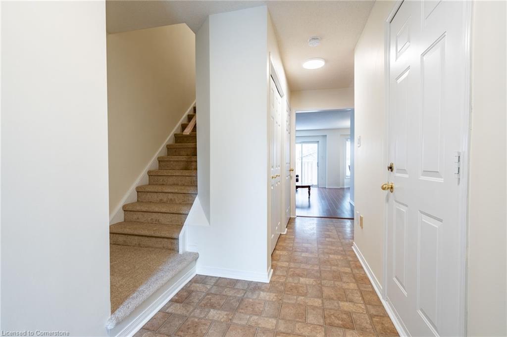 7-1310 Upper Wentworth Street Property Photo 7