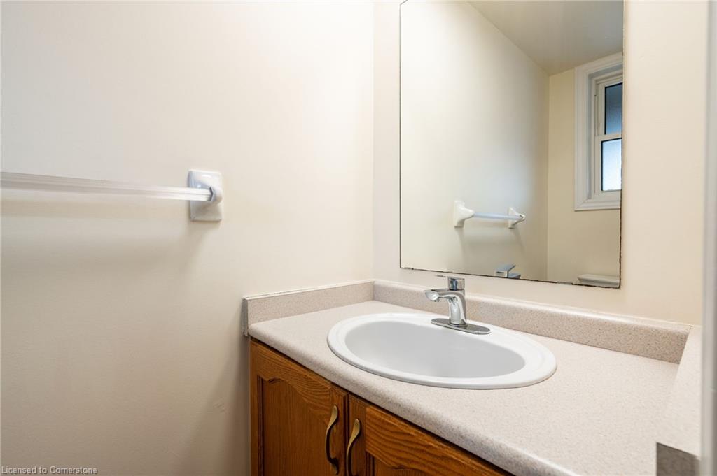 7-1310 Upper Wentworth Street Property Photo 8