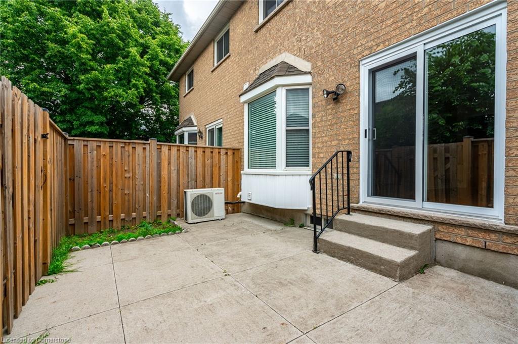 7-1310 Upper Wentworth Street Property Photo 36