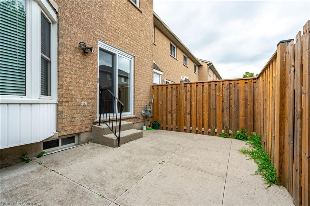 7-1310 Upper Wentworth Street Property Photo 38