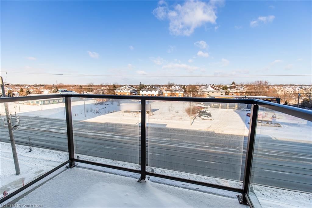 413-450 Dundas Street Property Photo 15