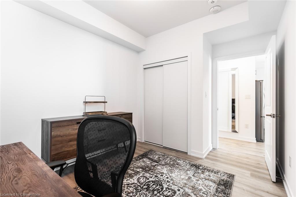 413-450 Dundas Street Property Photo 19