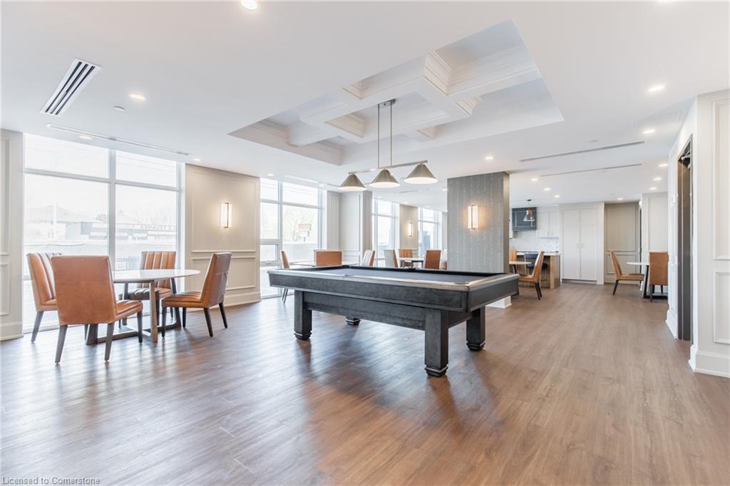413-450 Dundas Street Property Photo 27
