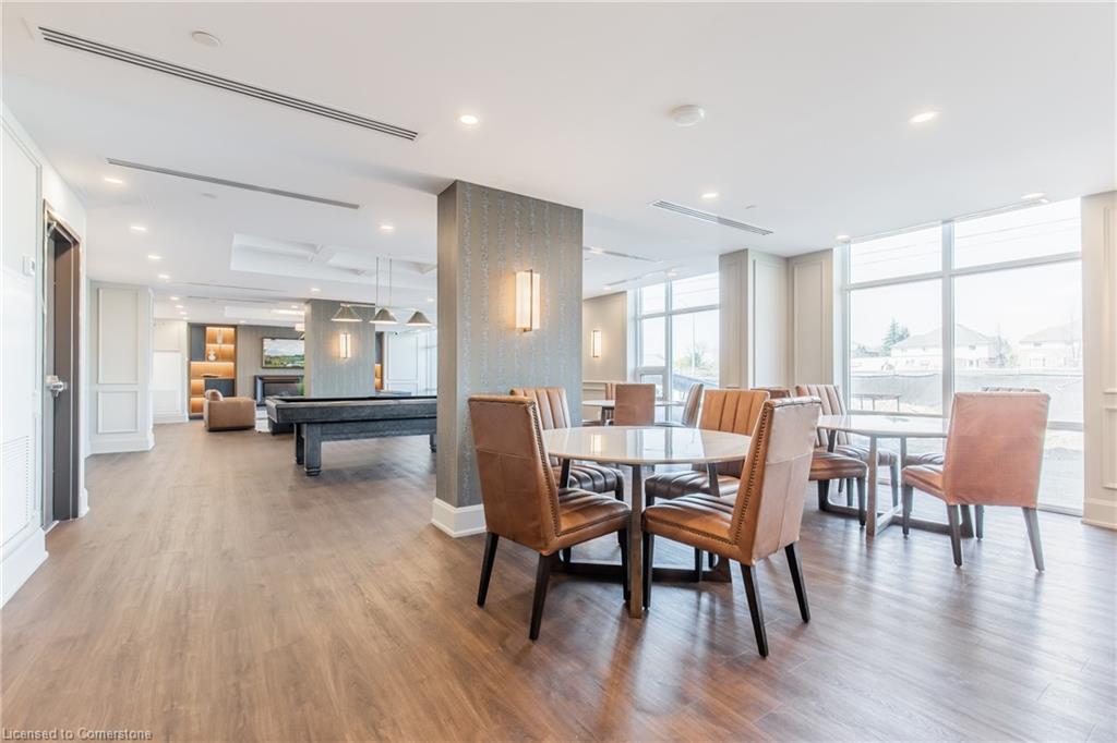 413-450 Dundas Street Property Photo 29