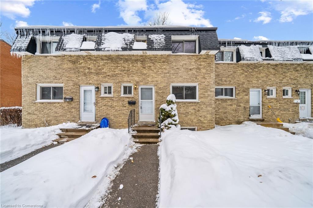 15-1420 Garth Street Property Photo
