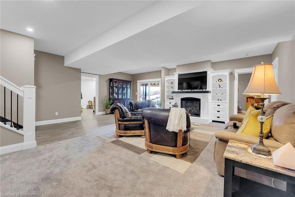 309 Cockshutt Road Property Photo 32