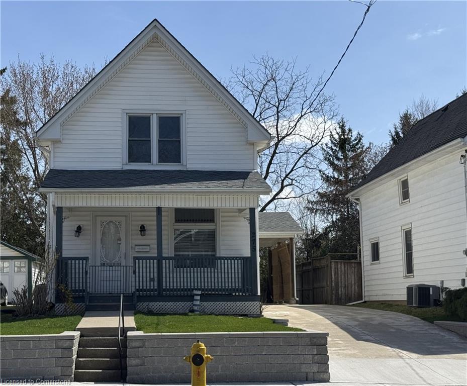 275 Colborne Street N Property Photo 1