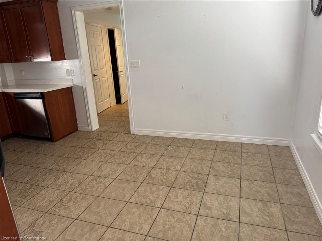 275 Colborne Street N Property Photo 9