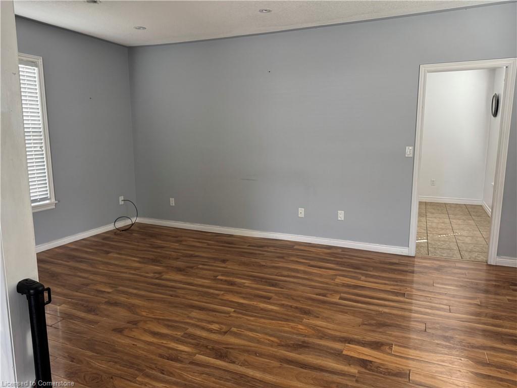 275 Colborne Street N Property Photo 11