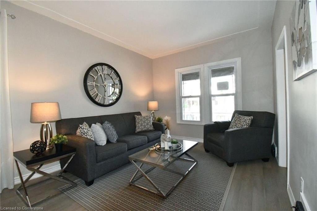 242 Balmoral Avenue N Property Photo