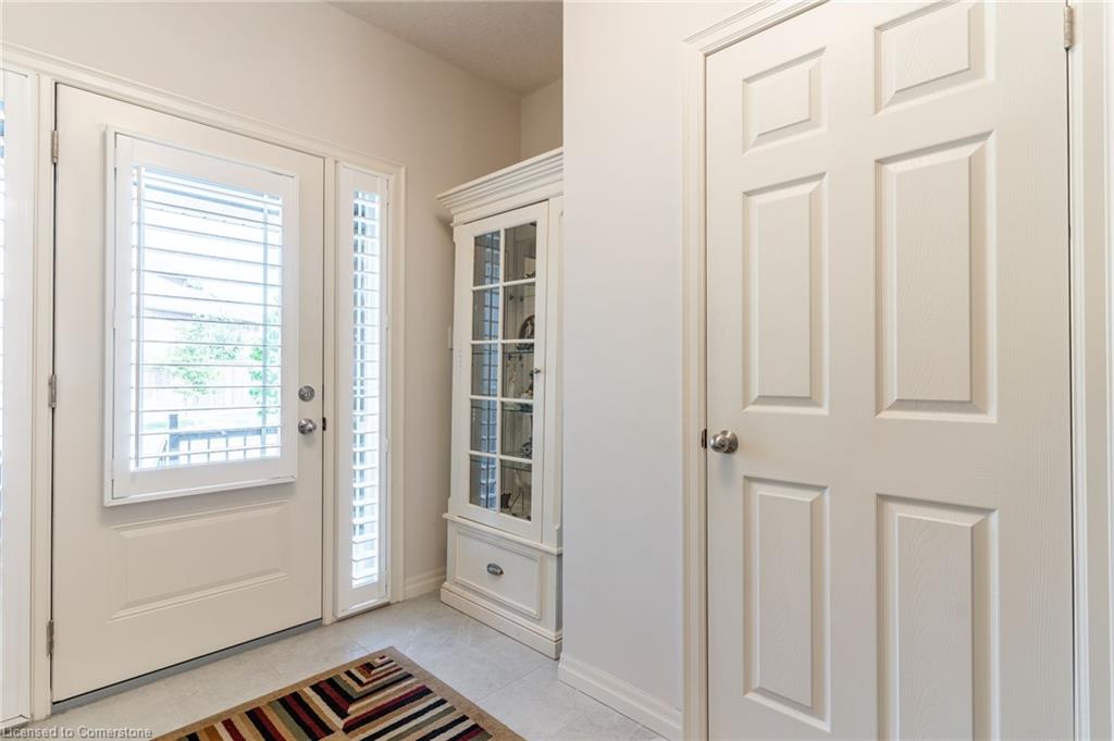 18 Tamarack Way Property Photo 4