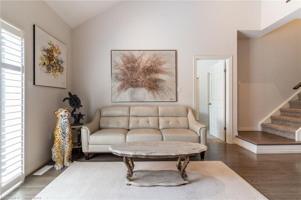 18 Tamarack Way Property Photo 12
