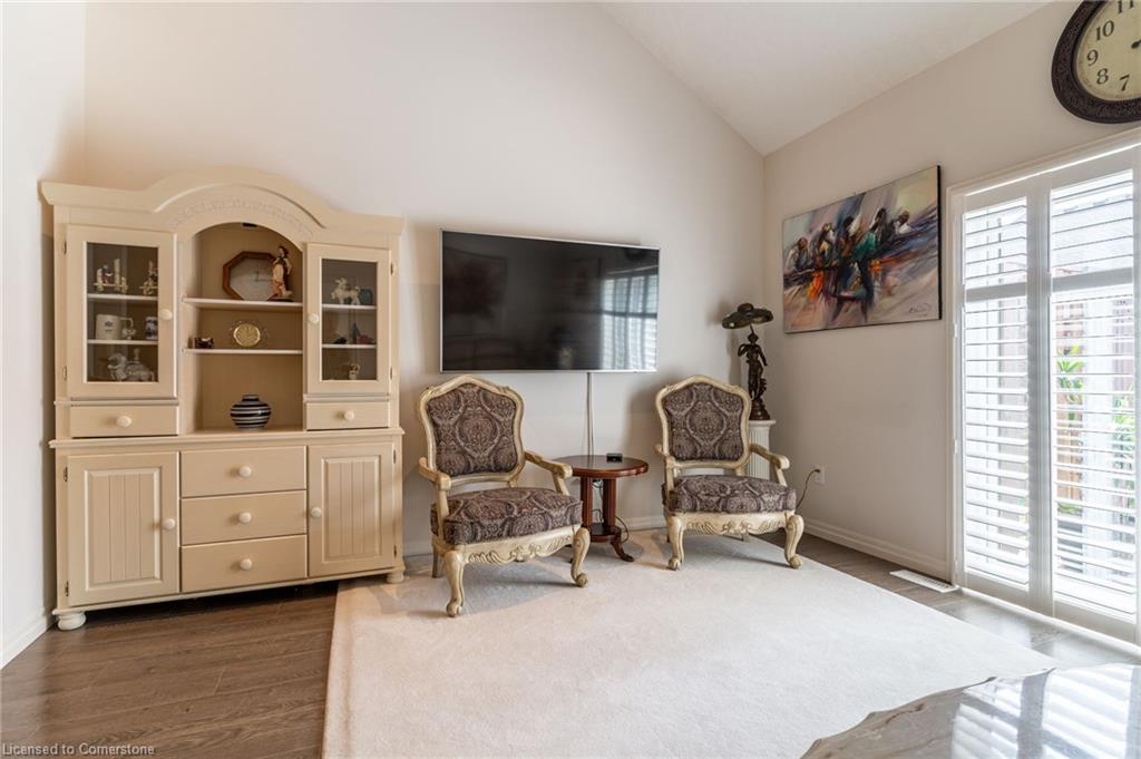 18 Tamarack Way Property Photo 13