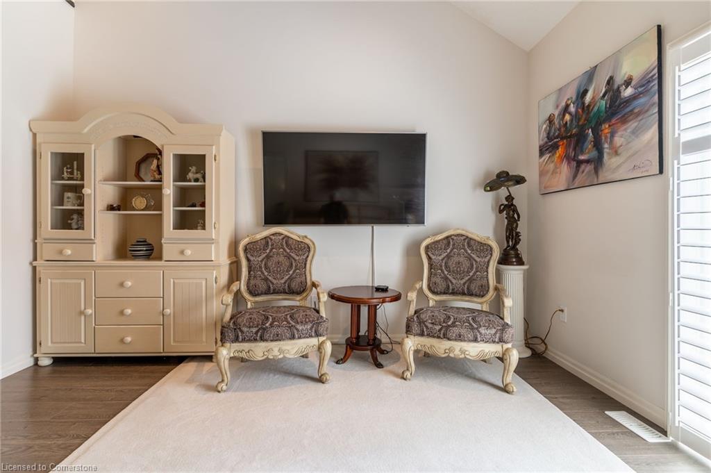 18 Tamarack Way Property Photo 14