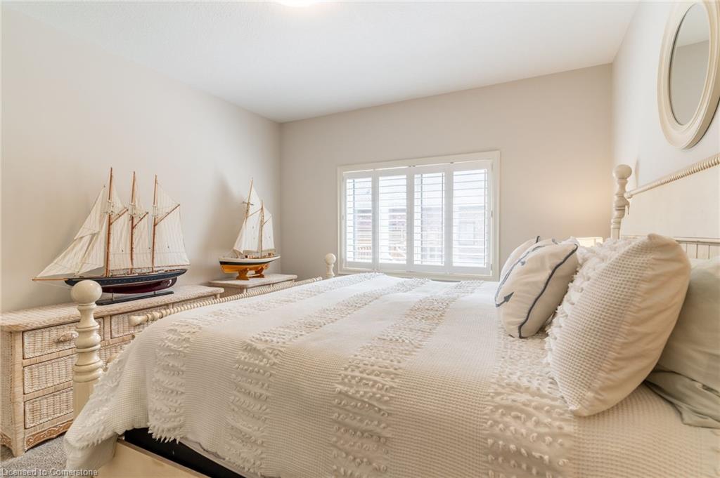 18 Tamarack Way Property Photo 16