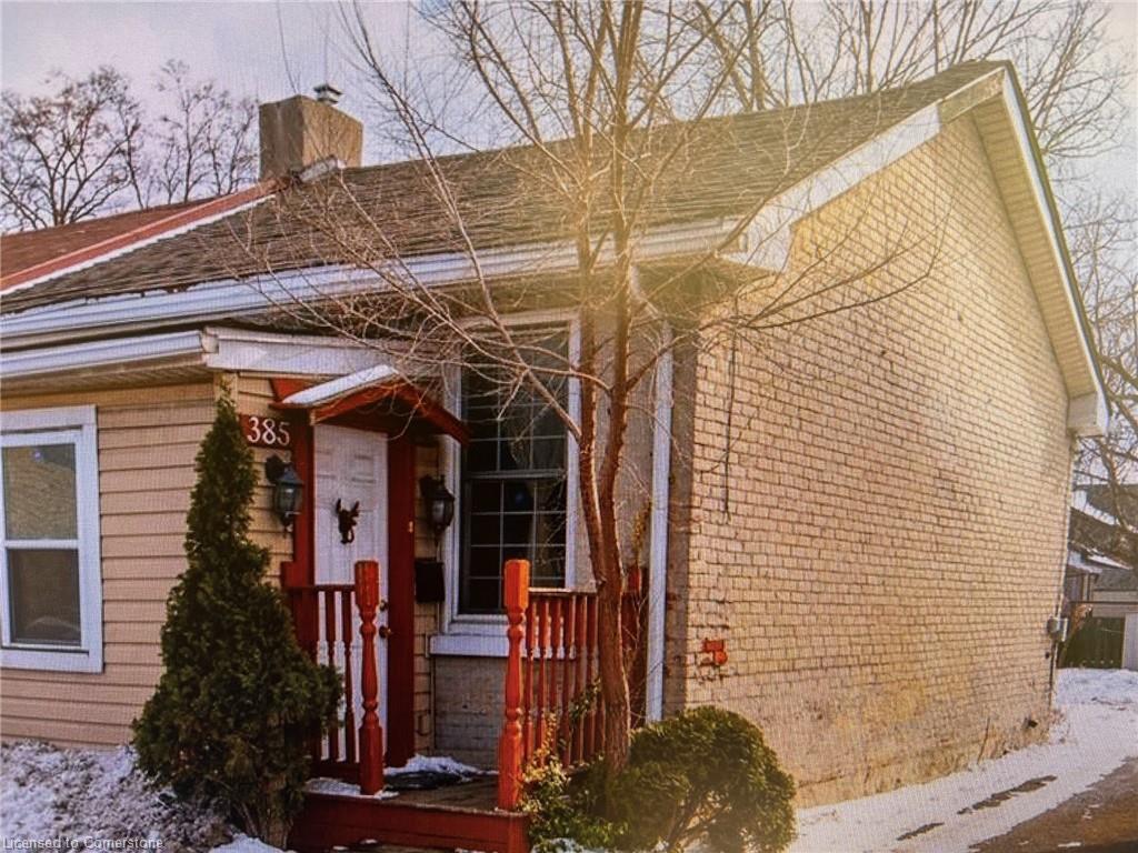 385 Main Street W Property Photo