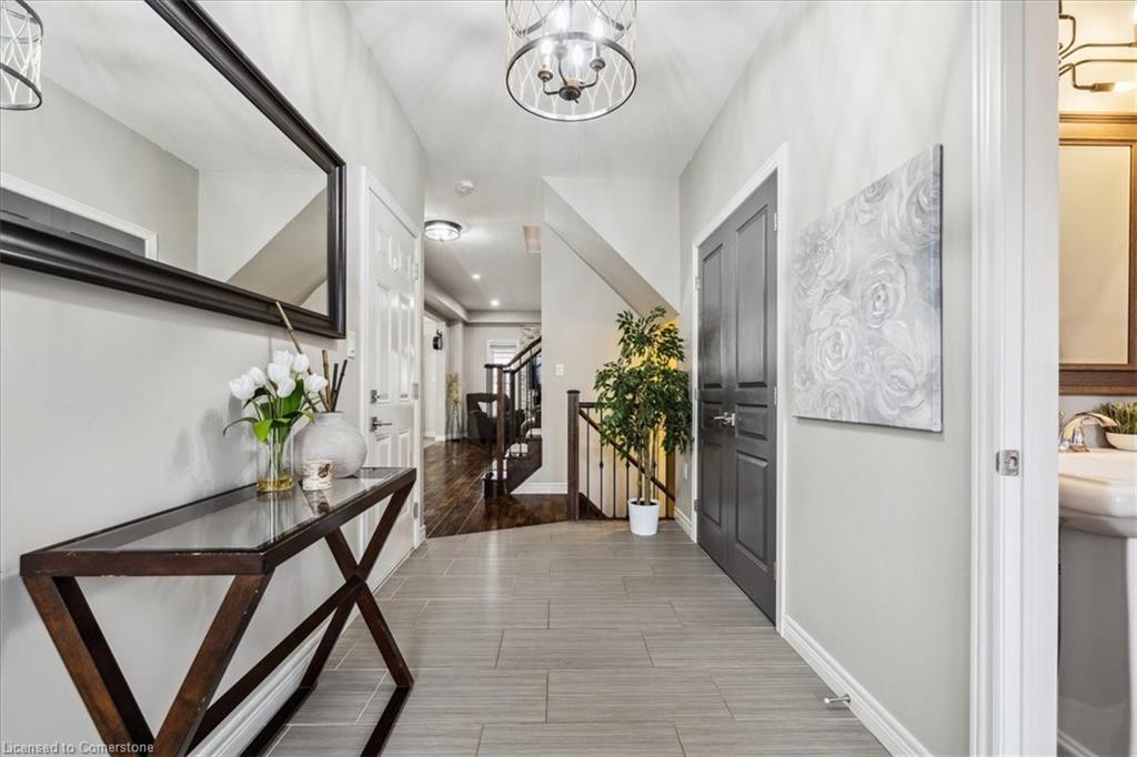 375 Festival Way Property Photo 2