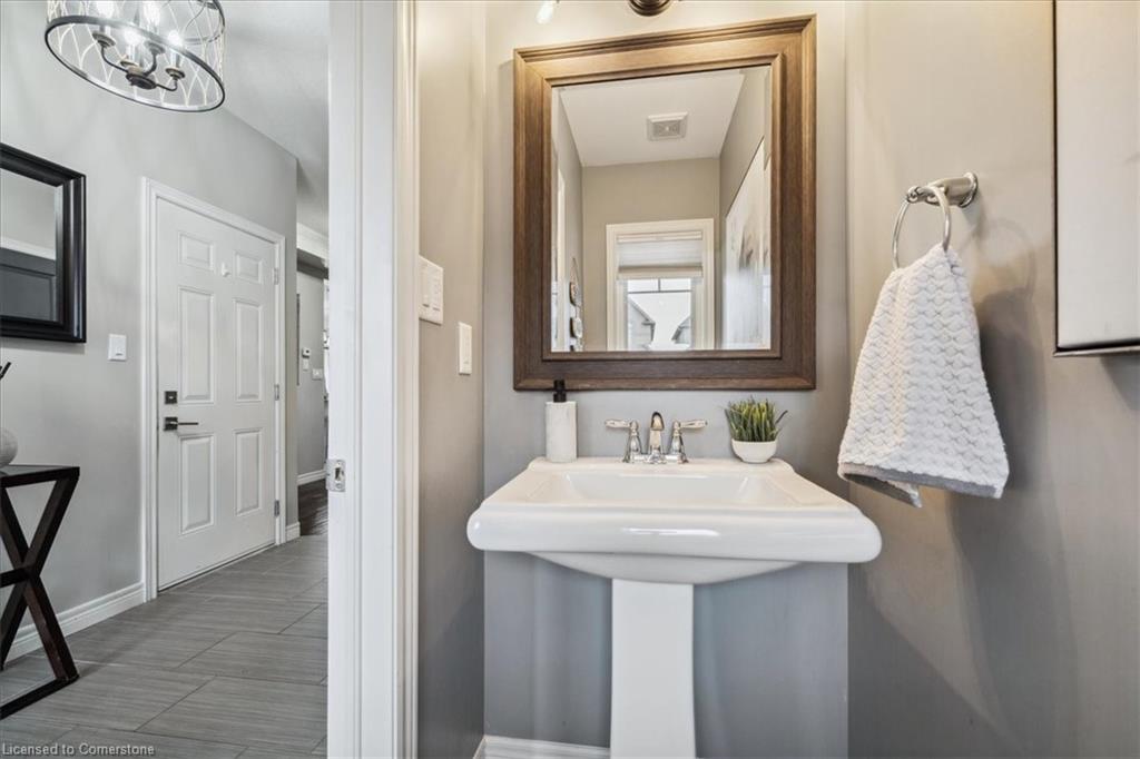375 Festival Way Property Photo 4