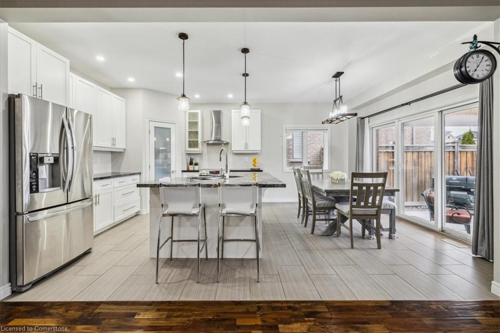 375 Festival Way Property Photo 10