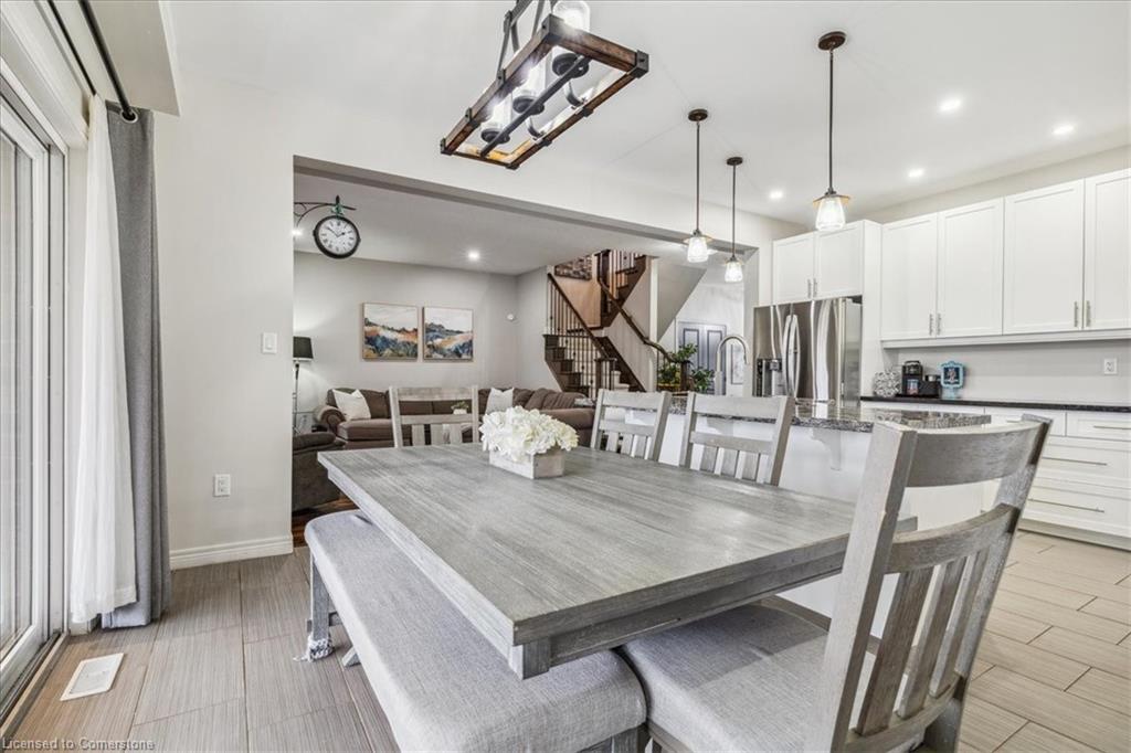 375 Festival Way Property Photo 16