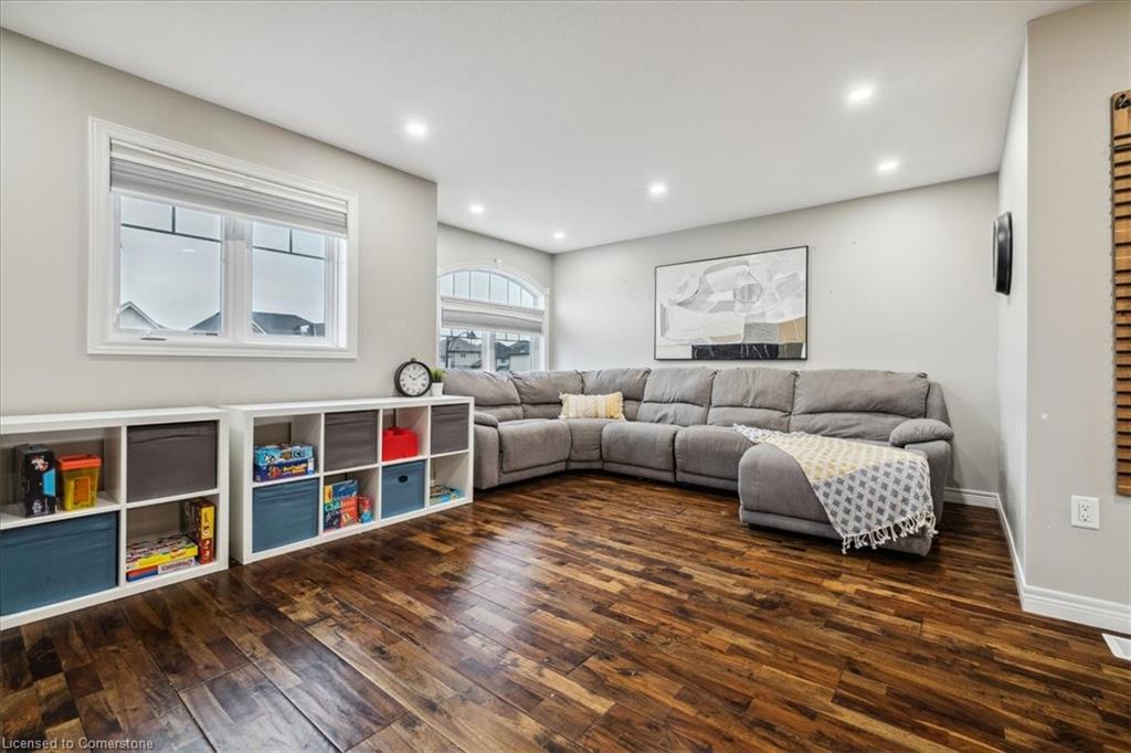 375 Festival Way Property Photo 20