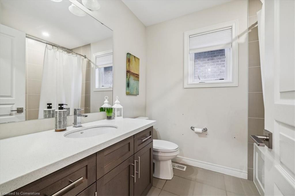 375 Festival Way Property Photo 32