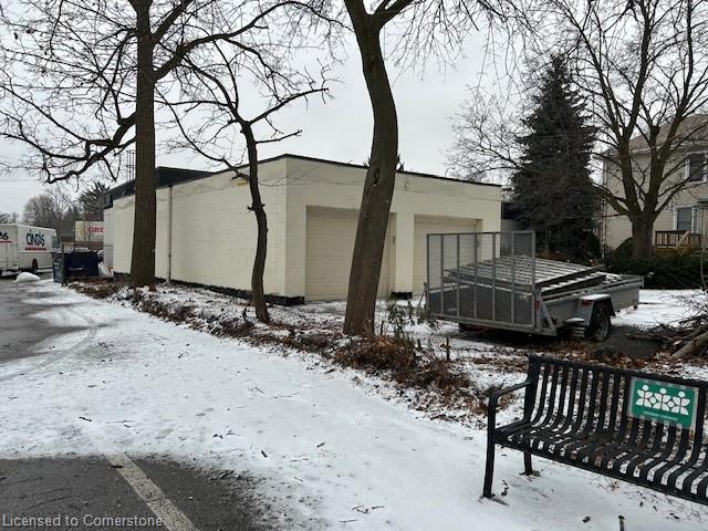 B-23 Elm Street Property Photo 4