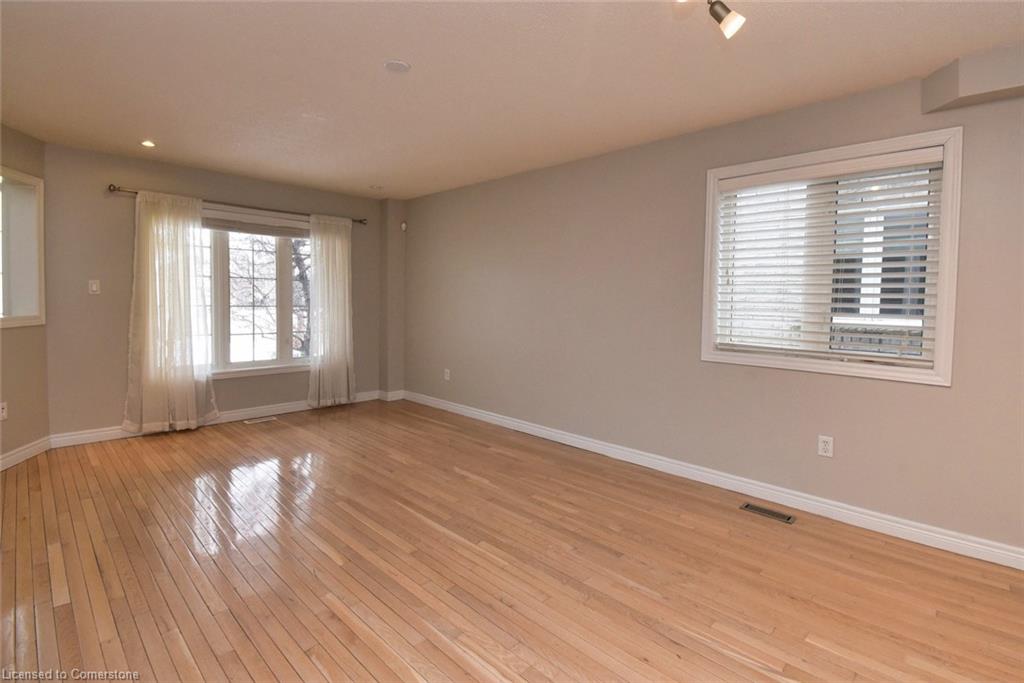 53 Dulgaren Street Property Photo 4