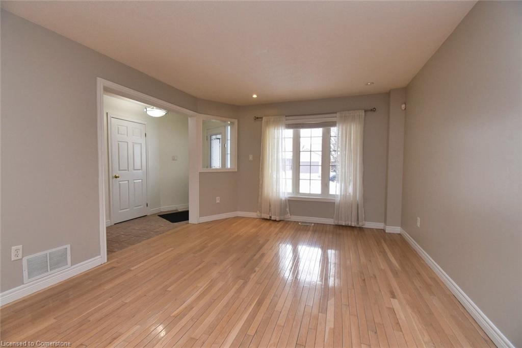 53 Dulgaren Street Property Photo 5
