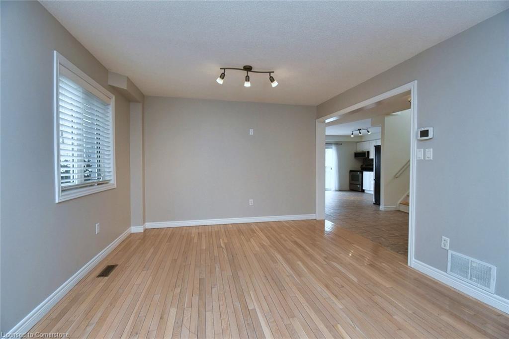 53 Dulgaren Street Property Photo 6