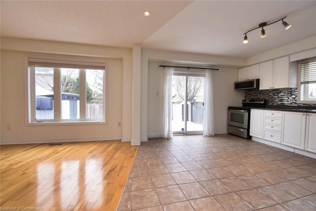 53 Dulgaren Street Property Photo 7