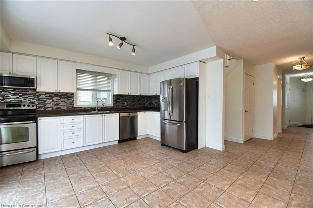 53 Dulgaren Street Property Photo 10