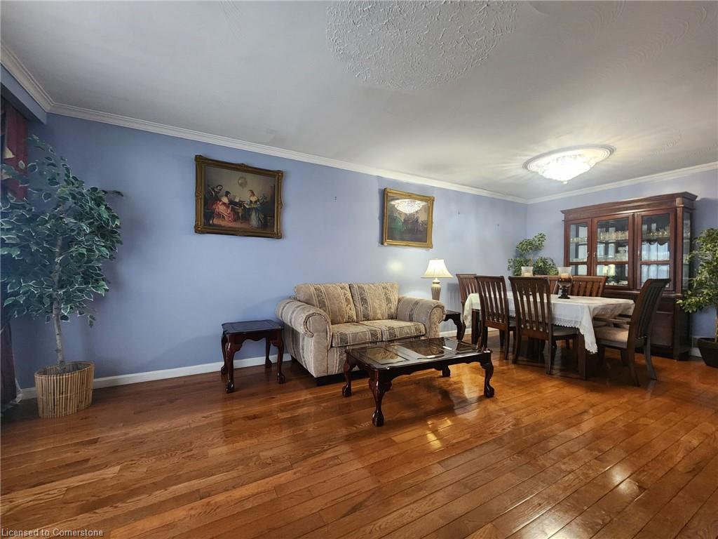 55 Firgrove Crescent Property Photo 2