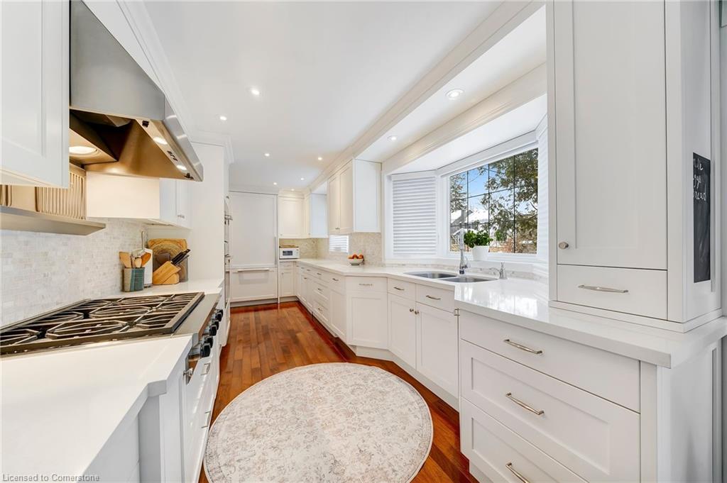 195 William Street Property Photo 13