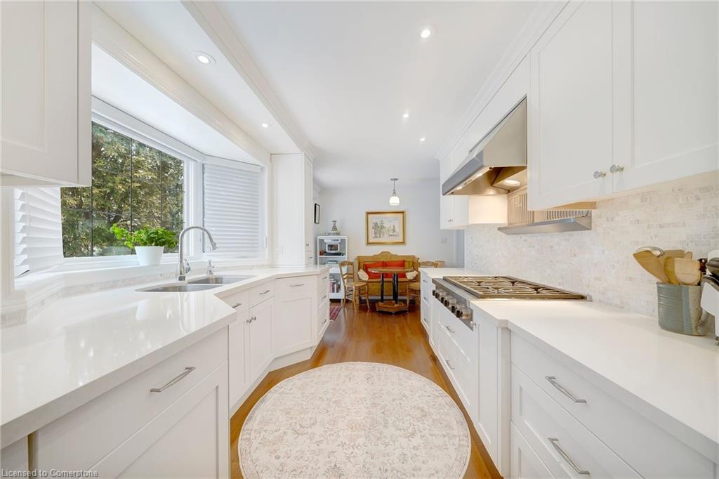 195 William Street Property Photo 14