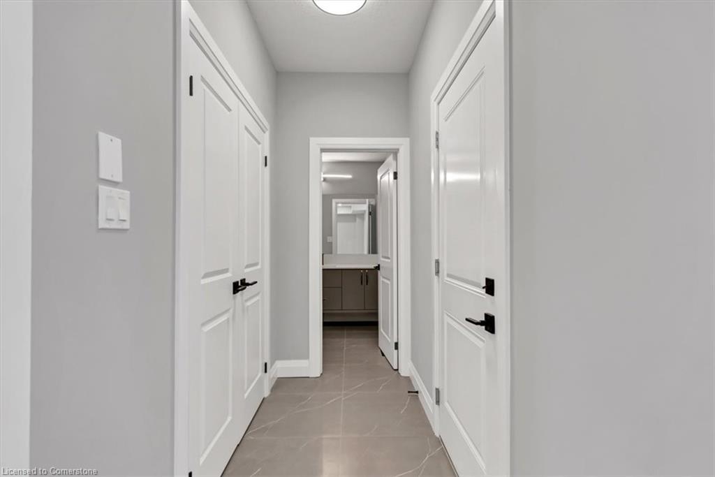 382 B Southcote Road Property Photo 4