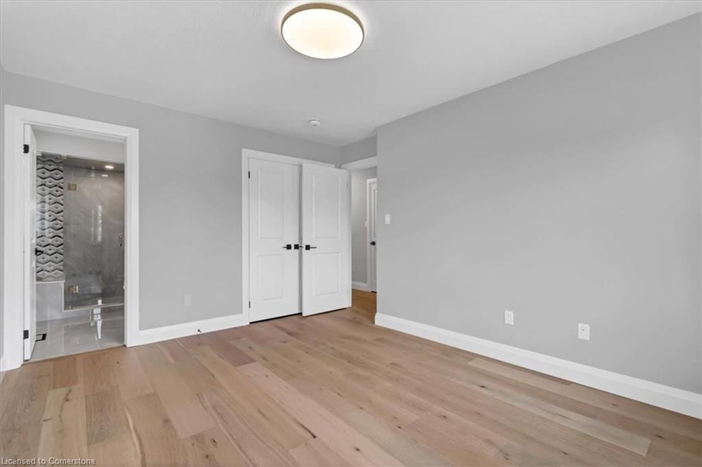 382 B Southcote Road Property Photo 26