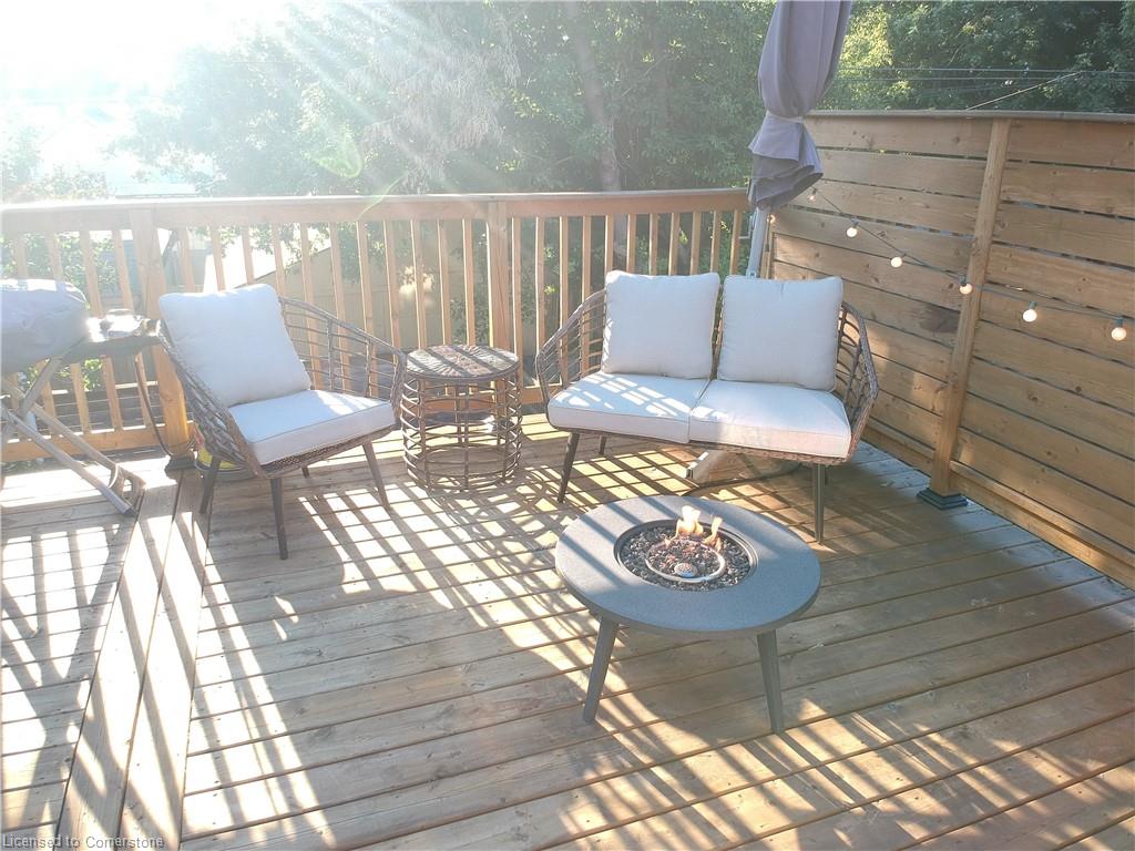71 Clyde Street Property Photo 5