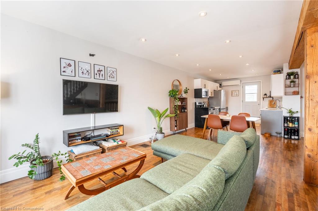 71 Clyde Street Property Photo 17