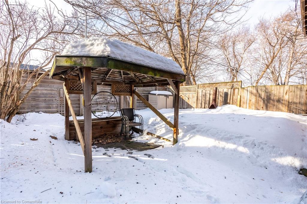 71 Clyde Street Property Photo 24