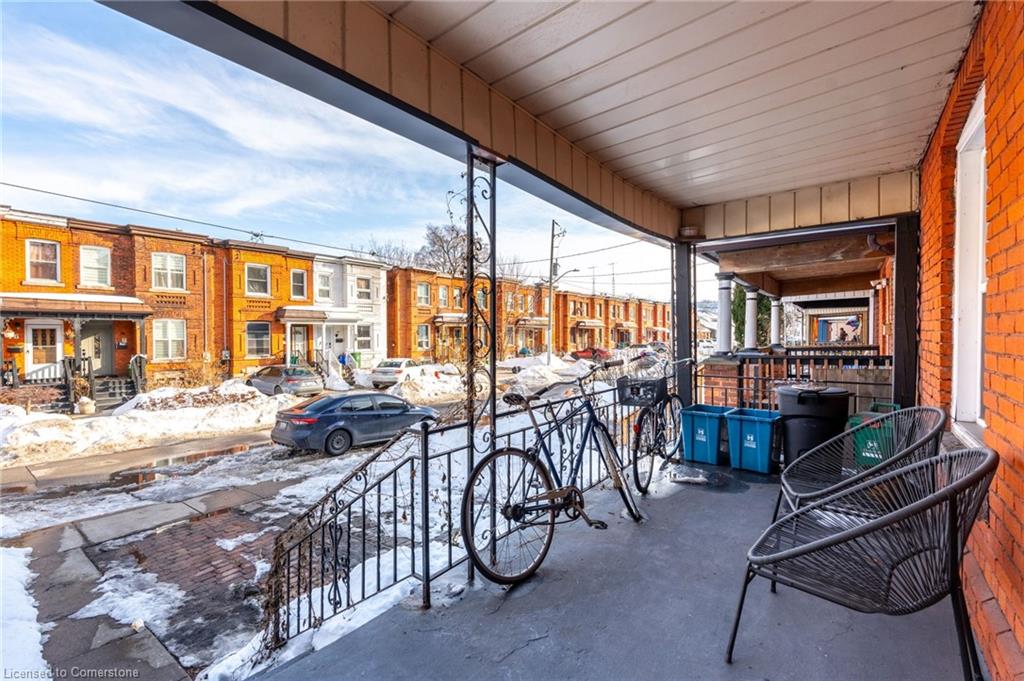 71 Clyde Street Property Photo 27