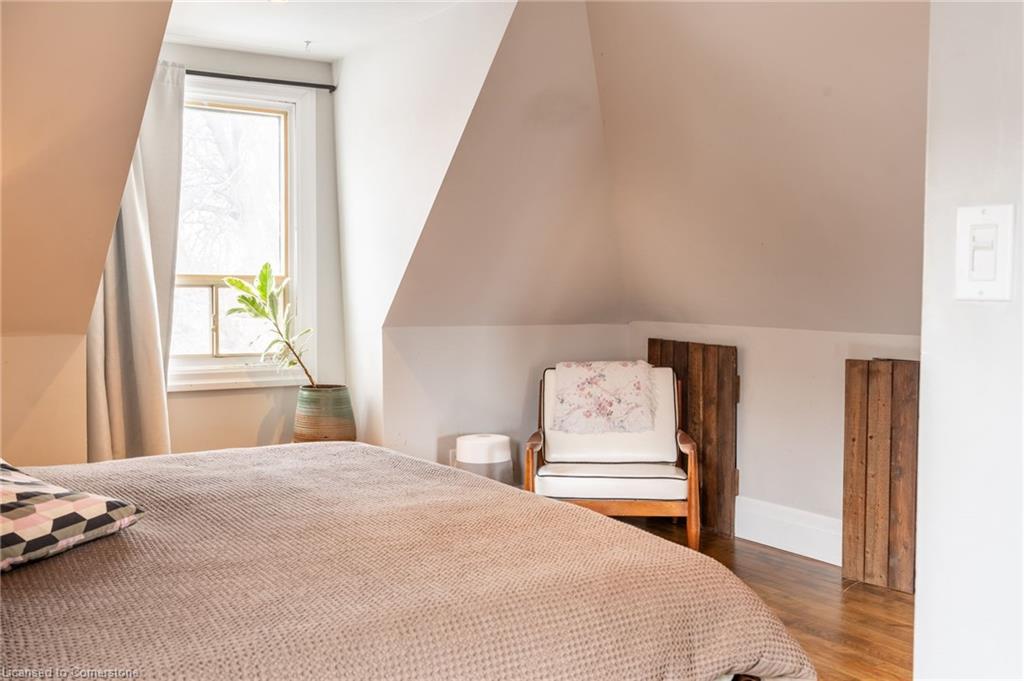 71 Clyde Street Property Photo 29