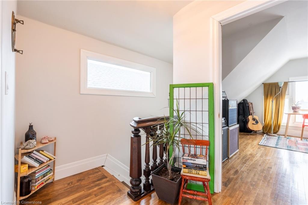 71 Clyde Street Property Photo 34